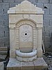 Doğal taş çeşme
