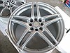 17" sıfır Jant + sıfır lastik sadece 1100 tl.