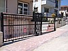 BAHÇE GİRİŞ KAPILARI